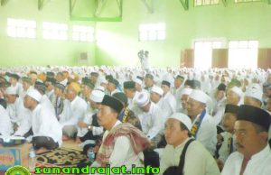Majlis Dzikir As-Salam Mewarnai Keberkahan Pesantren Sunan Drajat Istighotsah Kubro di Sunan Drajat