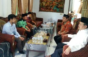 Pesantren Bukan Institusi Pendidikan Kuno Mahasiswa Universitas Washinton Amerika di Sunan Drajat