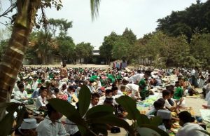 Gelar Jamaah Shalat Istisqo, Bekal Pengetahuan Santri Untuk Masyarakat rsz_ppsd_gelar_sholat_istisqo